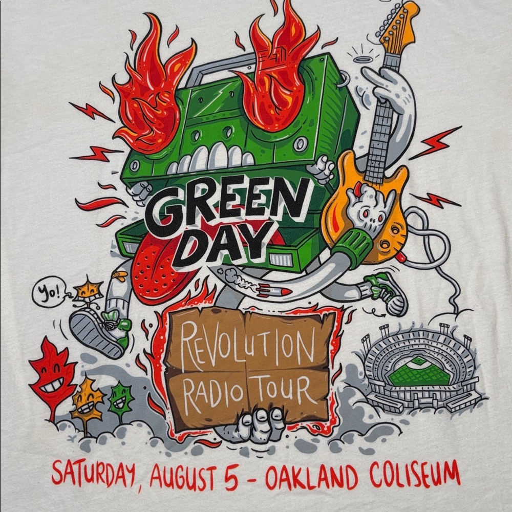 Green Day 2017 Revolution Radio Tour White T-Shirt , L , $32 - Picture 3 of 8
